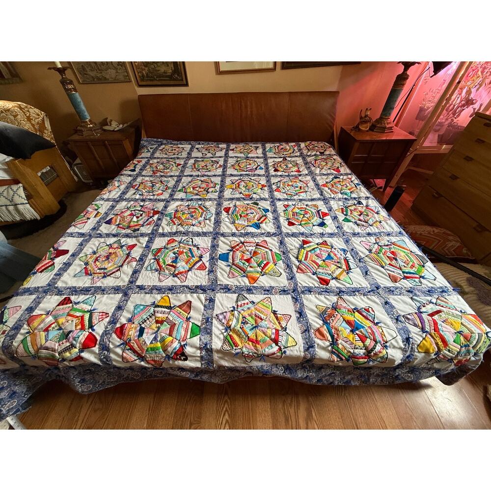 Vintage Handmade Quilt Scrappy Spiderweb Star Patchwork Colorful Blue Sashing
